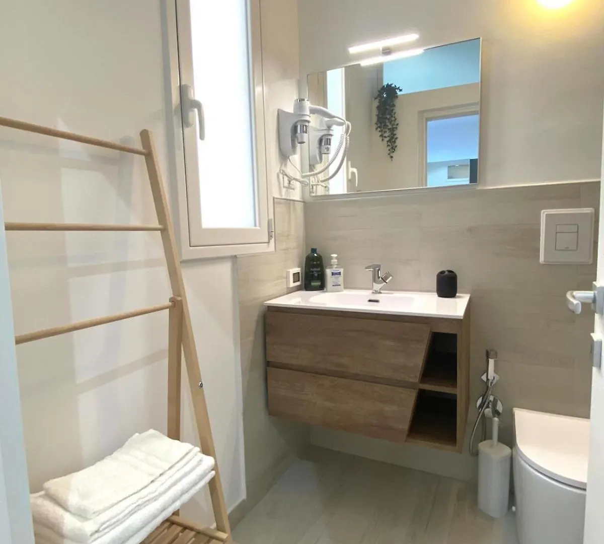 Casa Ma Pi - Relax E Comfort Nel Centro Di Augusta 0*,  Italy